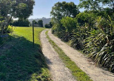 G7-layered servitude